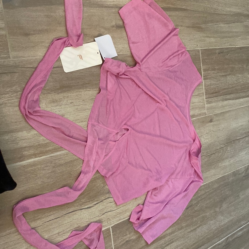 Fabletics pink light weight shirt